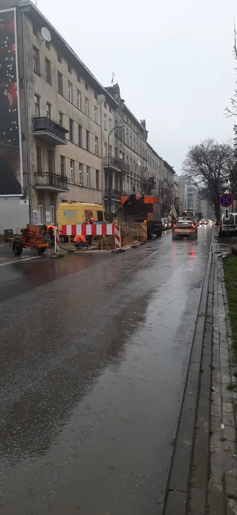 Wykonanie przyłącza wodociągowego — Łódź, centrum.